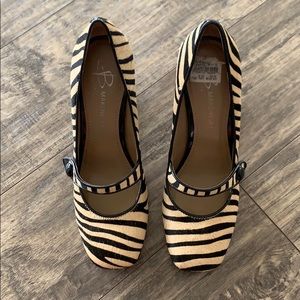 B Makowsky Tiger print Heeled Shoes